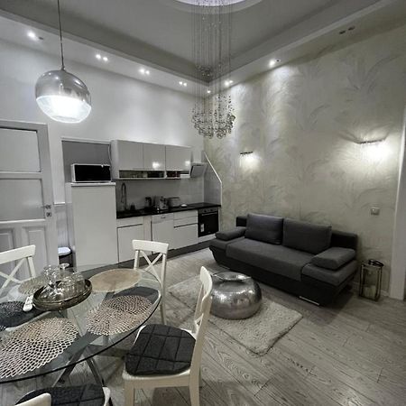 White Luxury Apartment Βουδαπέστη Εξωτερικό φωτογραφία