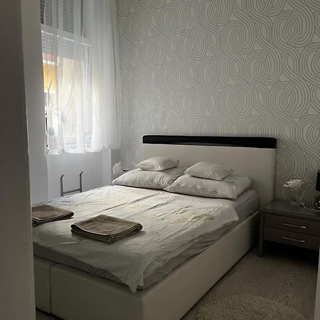 White Luxury Apartment Βουδαπέστη Εξωτερικό φωτογραφία