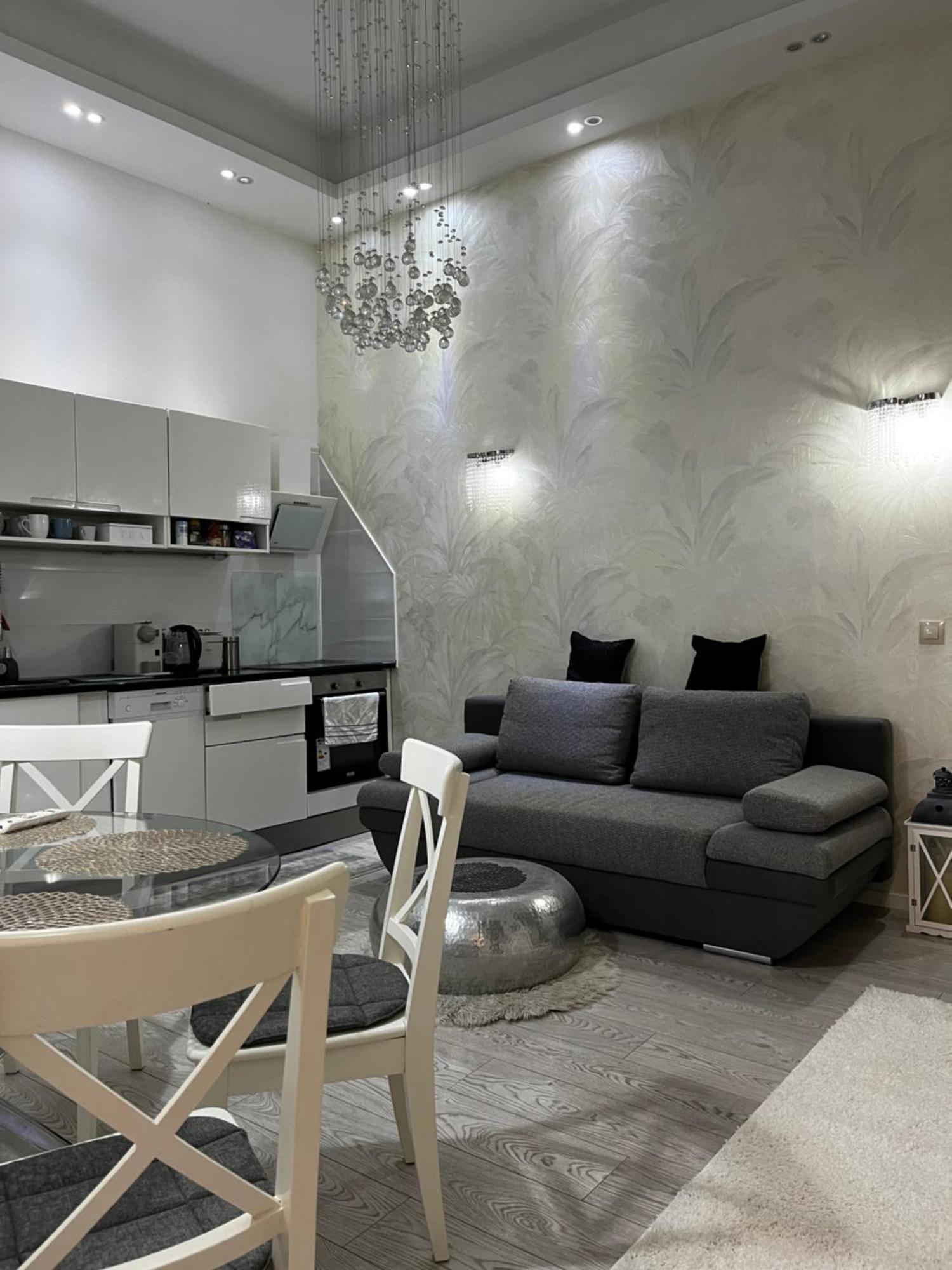 White Luxury Apartment Βουδαπέστη Εξωτερικό φωτογραφία
